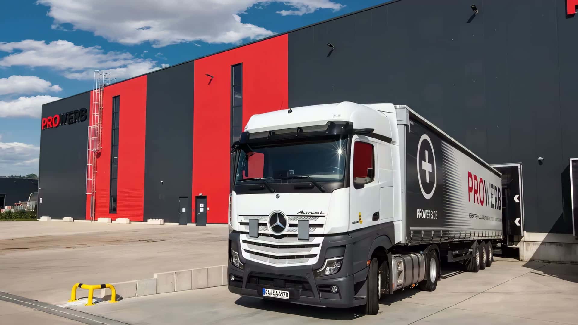 Drohnenflug über das PROWERB-Logistikzentrum in Kleve